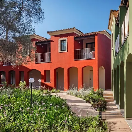 מלון Del Borgo אולביה